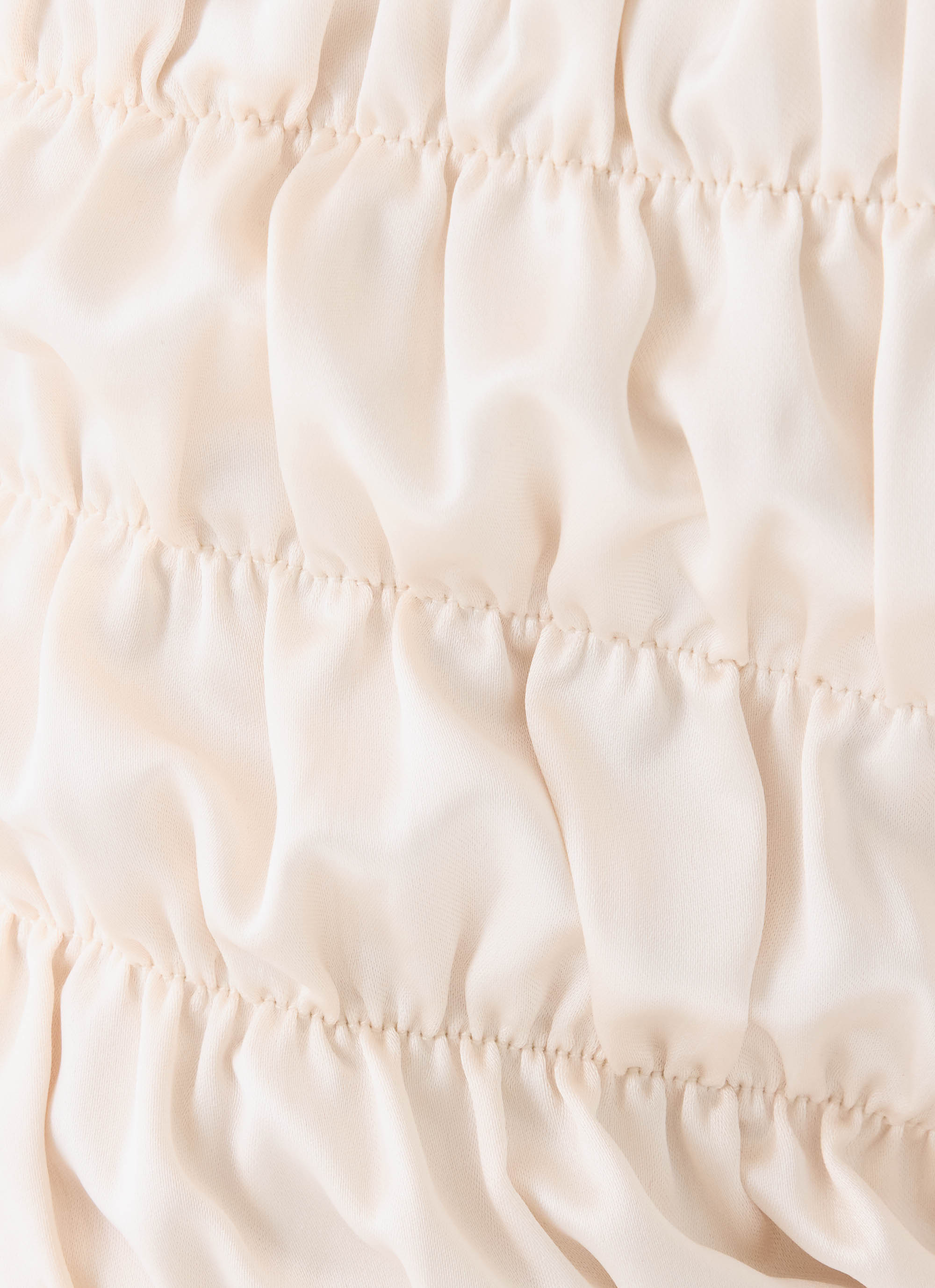 Soft Angelique Satin Short - Cream