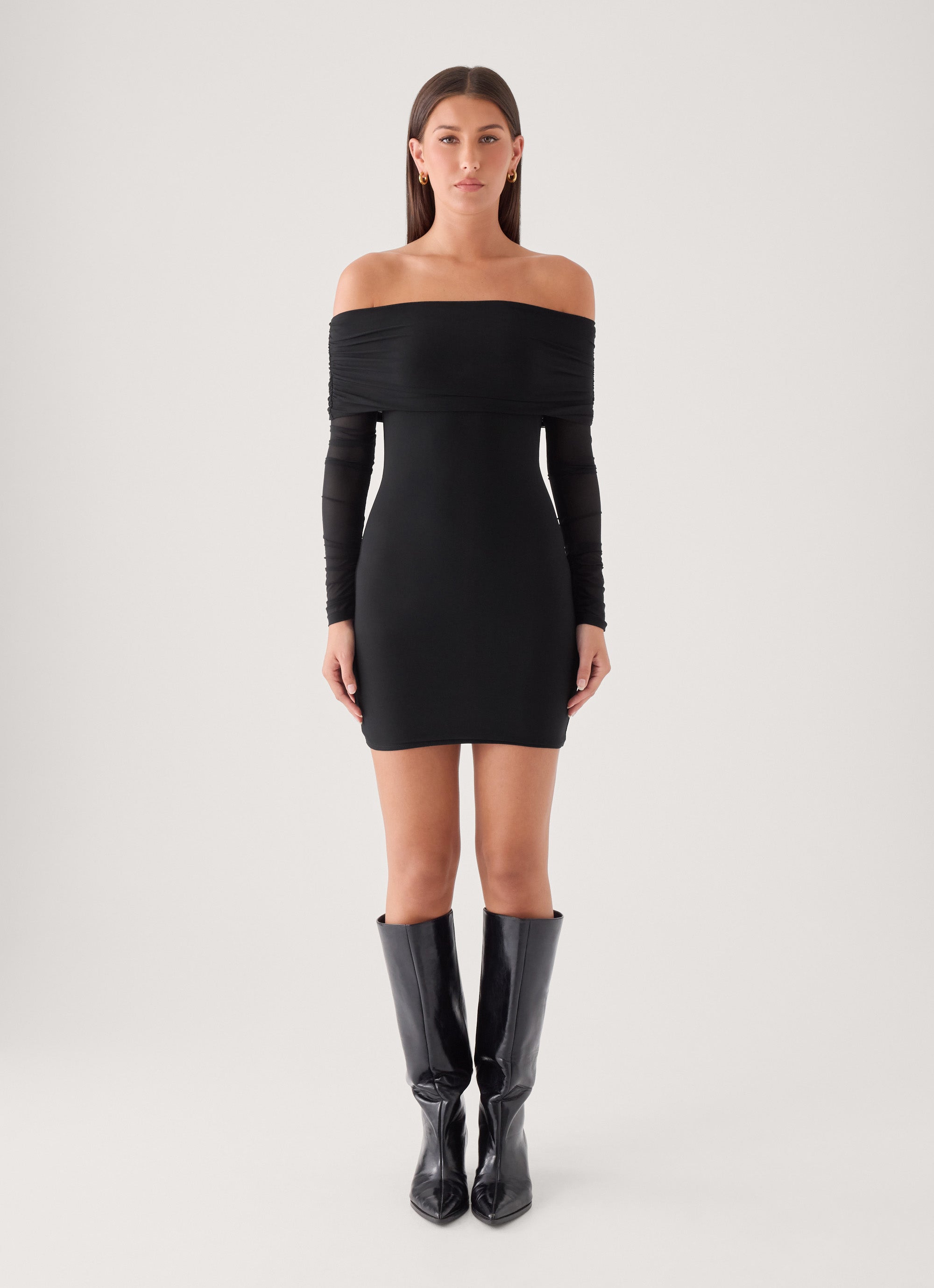 Turn Heads Mini Dress - Black